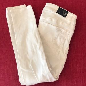 American Eagle White jeans